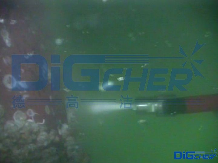 空化清洗槍清（qīng）洗船（chuán）底海生物