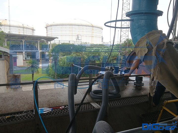 高壓水鐵路罐車自（zì）動清（qīng）洗係統