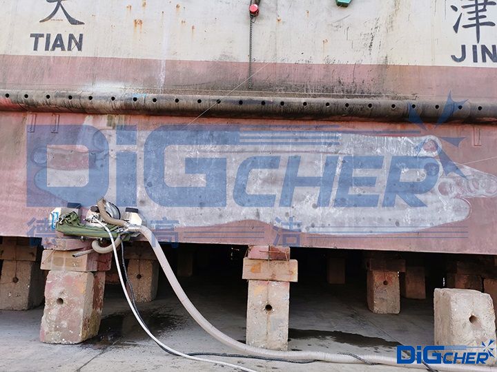 德高潔除漆除鏽爬壁機器人