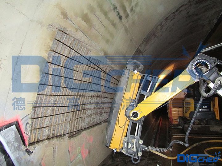 高壓水混凝土破（pò）碎機破碎作業（yè）