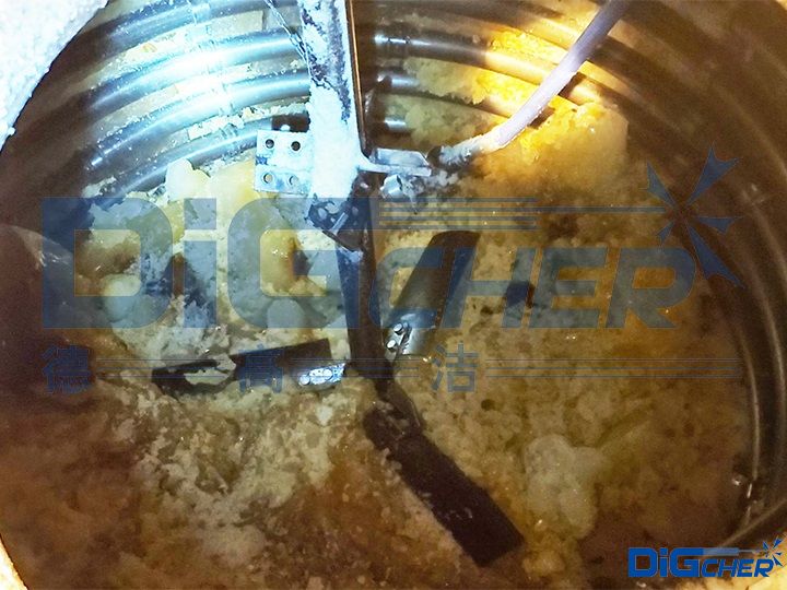 反(fǎn)應釜聚合產物粘附