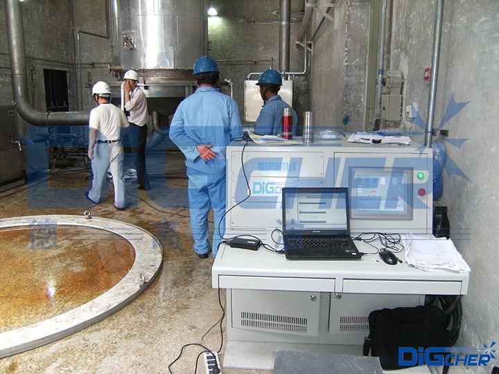 多晶矽還原爐鍾罩自動清洗烘幹係統控製台