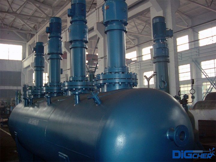 臥式反(fǎn)應釜