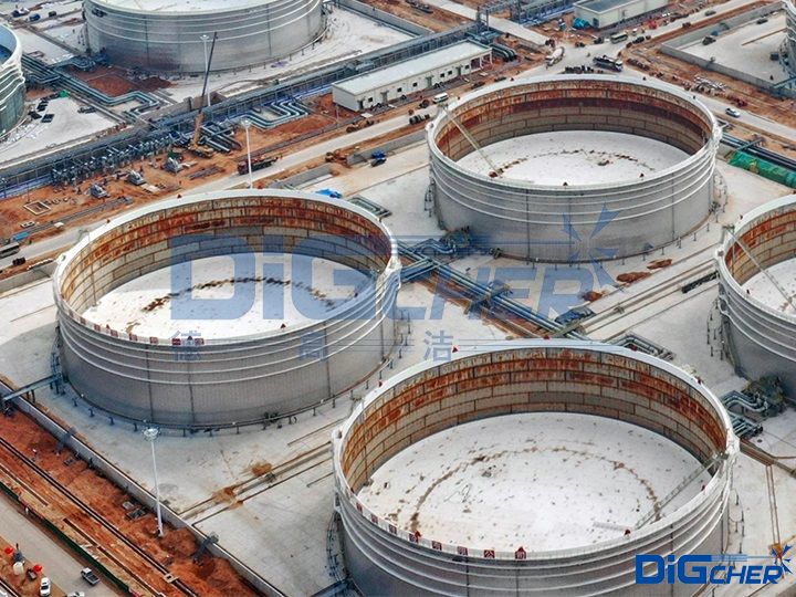 石化設備待（dài）防腐除鏽