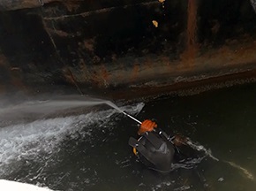 船舶水下海生（shēng）物清洗設（shè）備——德高潔（jié）空化射流清洗機