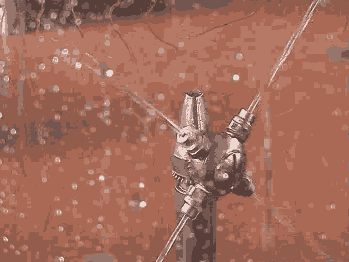 高壓（yā）水反應釜清洗執行機構