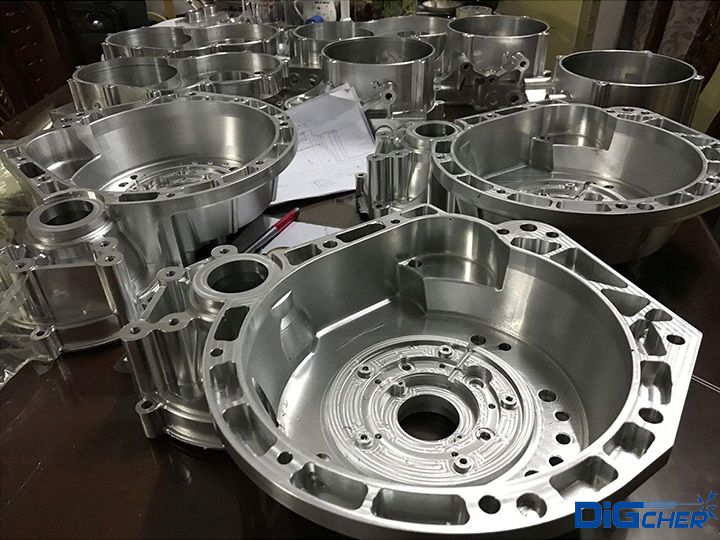 發動機(jī)零部(bù)件