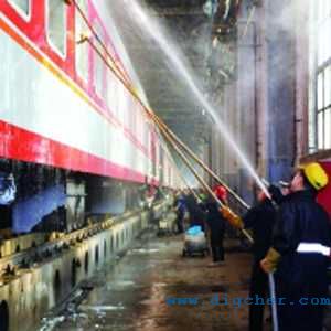 地（dì）鐵車輛清洗機-地鐵車輛外表麵清洗機-高壓水射流地鐵車輛清洗設備