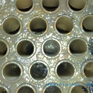 造紙廠堿回收車間(jiān)蒸(zhēng)發(fā)器清洗機-五效長管升(shēng)膜蒸發器管道清洗機