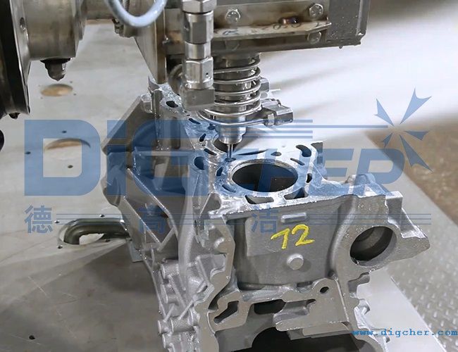 發動機缸（gāng）體去毛刺機