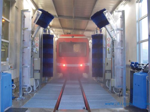 全自動通(tōng)過(guò)式洗車除冰係統 02(e).jpg