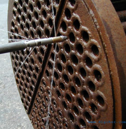 高壓清洗機清洗（xǐ）蒸發器（qì）