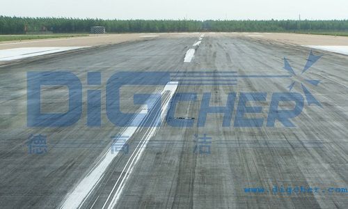 機（jī）場跑道除膠後