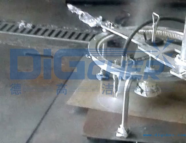 水下養（yǎng）殖網箱清洗技術