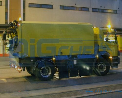 軌道（dào）清（qīng）洗車