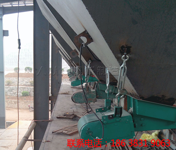 電磁振動給（gěi）料機